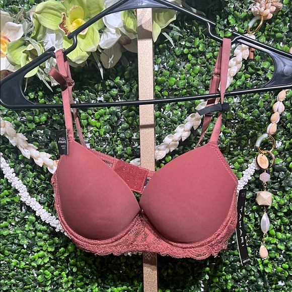 Tahari Other - Tahari RT:$72 Elegant Lace Trimmed Push Up Padded Bra in Dusty Rose size 34B